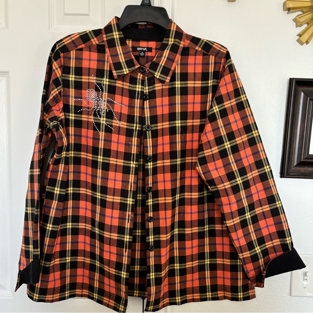 Size medium womens Krazy Kat orange and black plaid hallloween shirt.  Spider